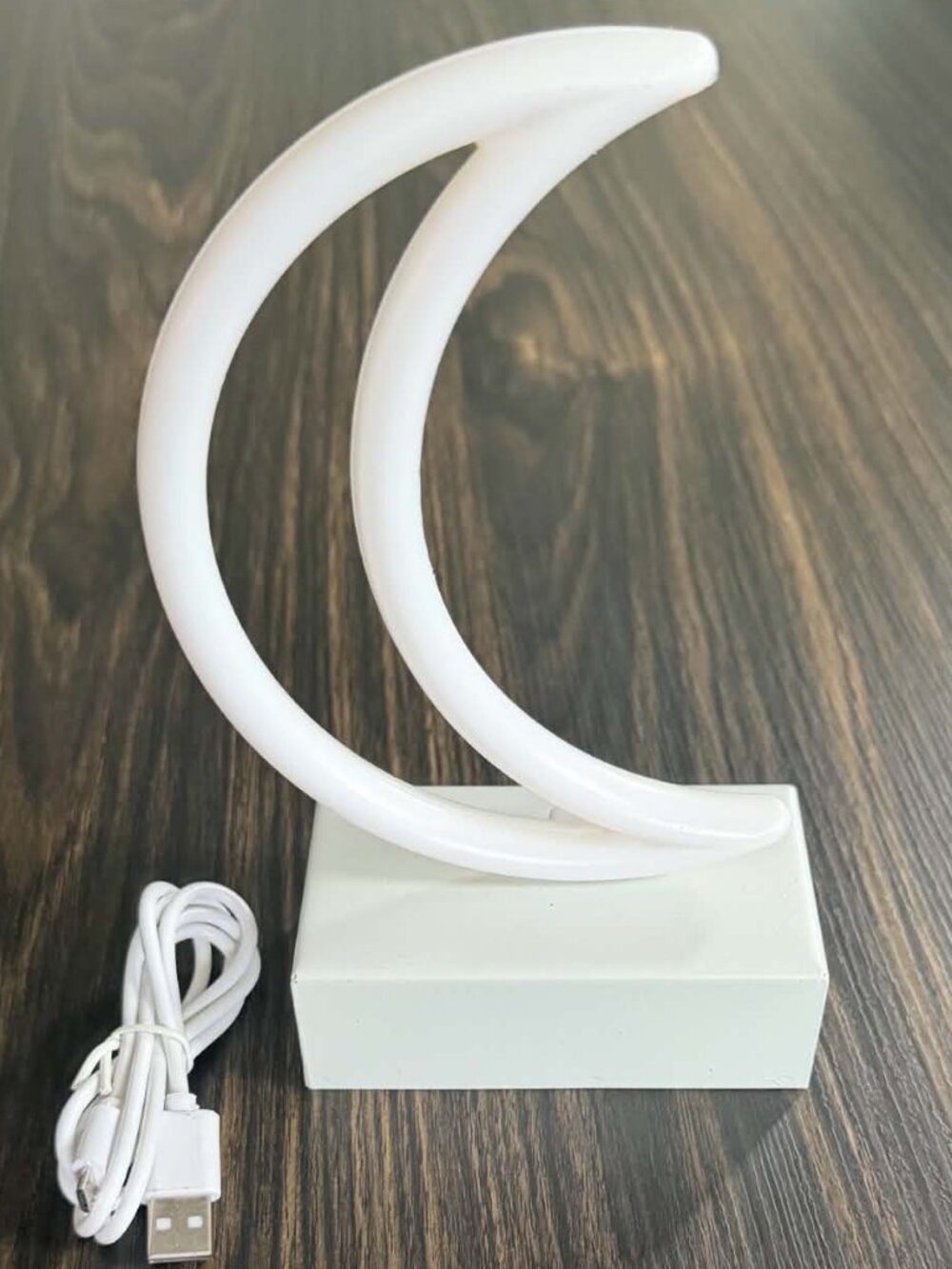 Crescent Moon LED Neon Desk Light / Night Light (Dual Power: USB & Battery)
